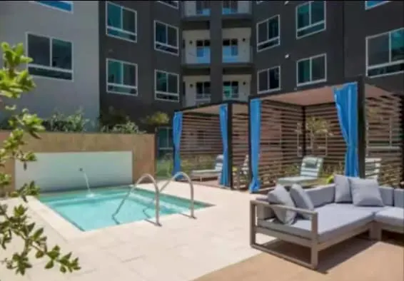 Cozy 2 Bedroom Apartment Near Disneyland And Anaheim Convention Center