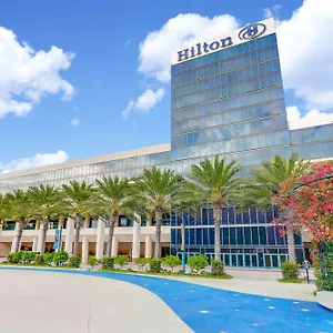 3* מלון Hilton
